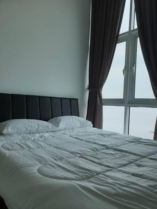 Direct Qbm & Ikea *Highfloor Sunrise Seaview Condo Bayan Lepas Εξωτερικό φωτογραφία